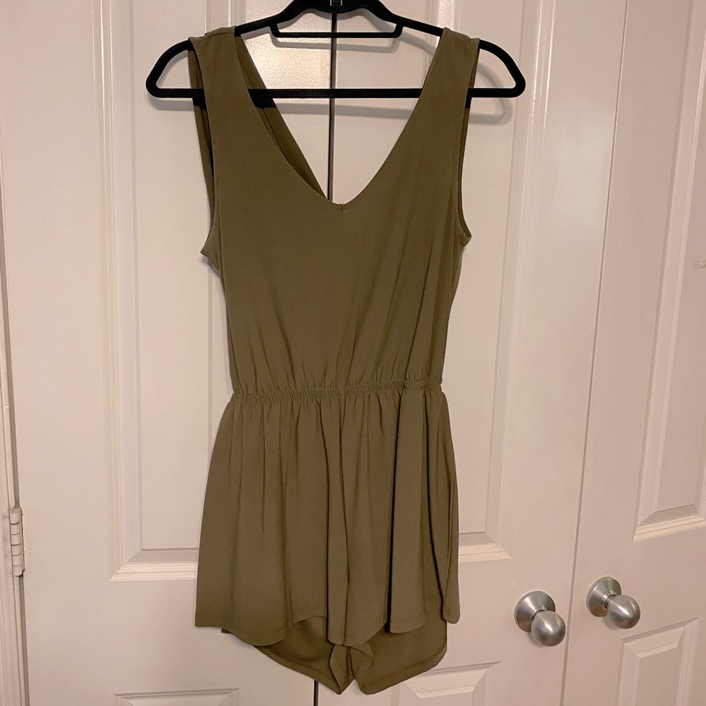 Small Leith Romper Open Back